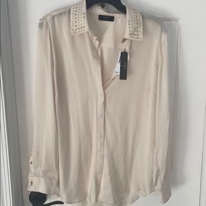 Tahari champagne blouse with gold details